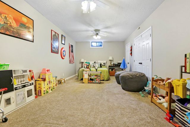 11200 Ridge Knoll Drive, Evansville, IN 47710