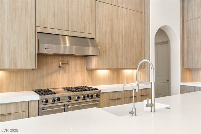 8895 South Tenaya Way, Las Vegas, NV 89113