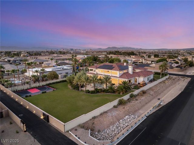 8895 South Tenaya Way, Las Vegas, NV 89113