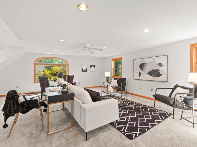 25 Fletcher Drive, Pelham, NH 03076