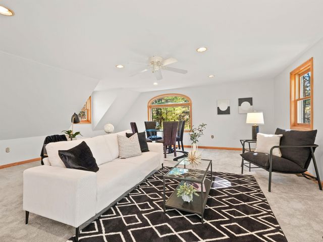 25 Fletcher Drive, Pelham, NH 03076