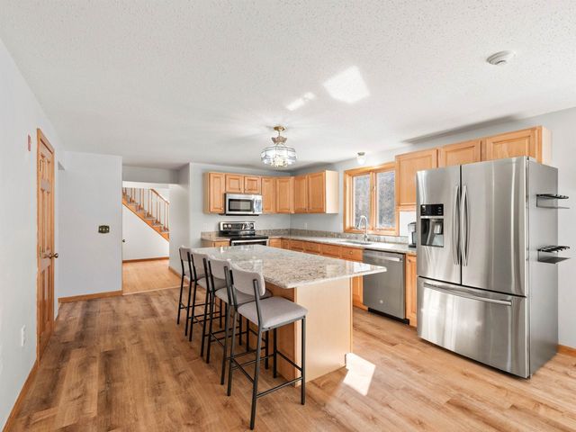 25 Fletcher Drive, Pelham, NH 03076