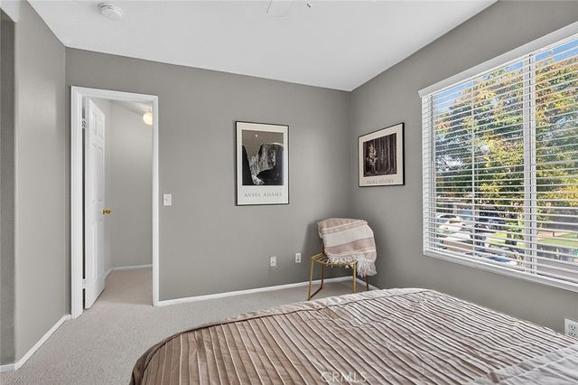 1040 Trailview Lane, Corona, CA 92881