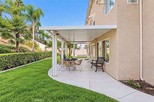 1040 Trailview Lane, Corona, CA 92881