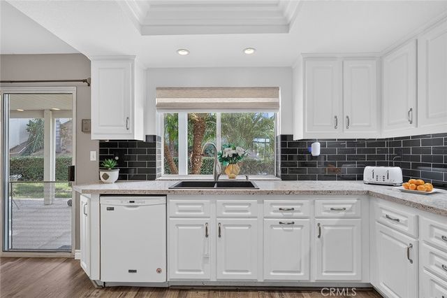 1040 Trailview Lane, Corona, CA 92881