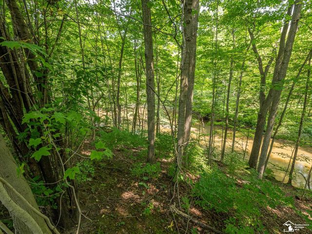 1606 Mooreville Road, Milan, MI 48160