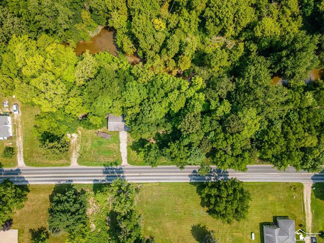 1606 Mooreville Road, Milan, MI 48160