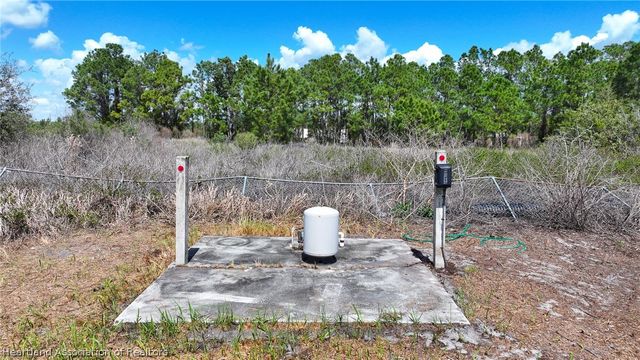 221 Commercial Place, Sebring, FL 33876