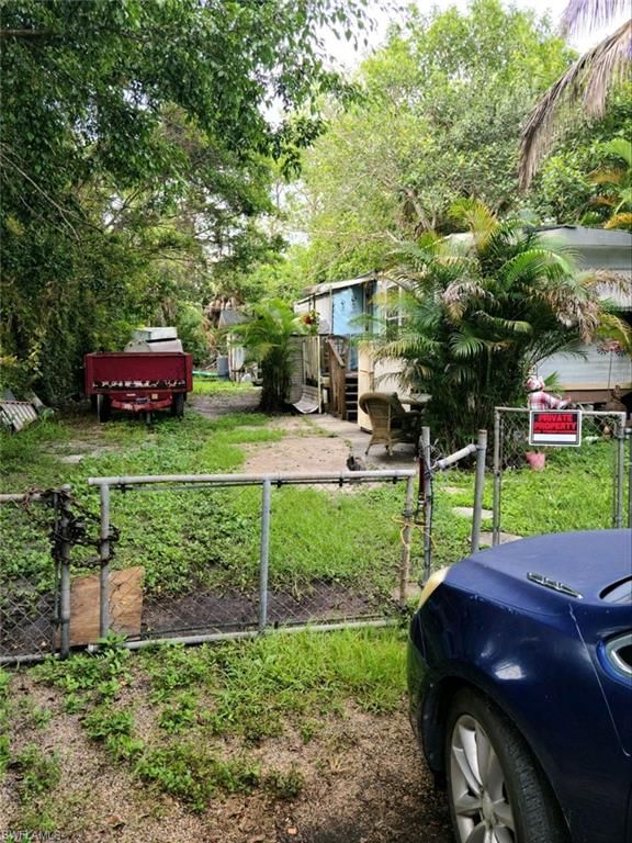 2715 Holly AVE, NAPLES, FL 34112 — exterior