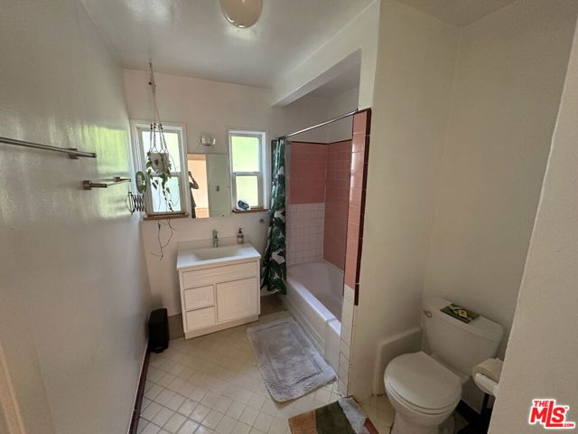 4001 Chevy Chase Drive, Los Angeles, CA 90039