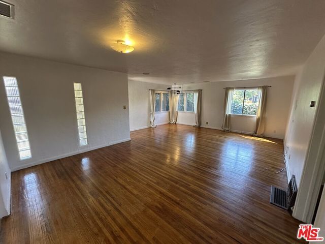 4001 Chevy Chase Drive, Los Angeles, CA 90039