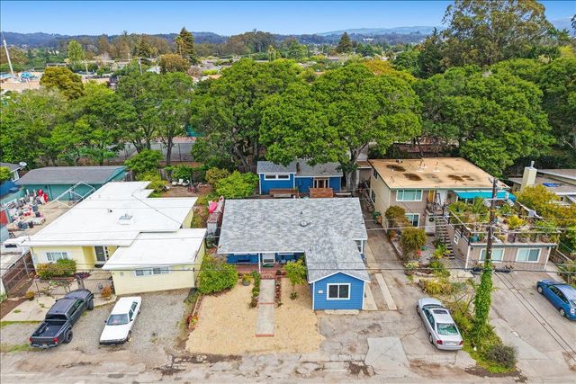 735 Eaton Street, Santa Cruz, CA 95062