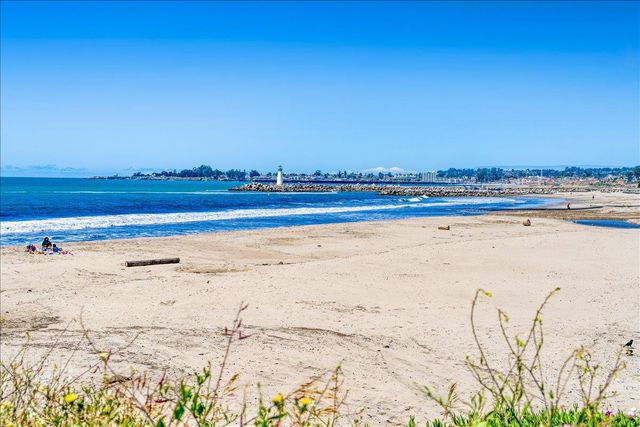 735 Eaton Street, Santa Cruz, CA 95062