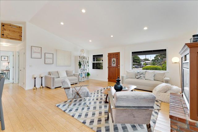 735 Eaton Street, Santa Cruz, CA 95062