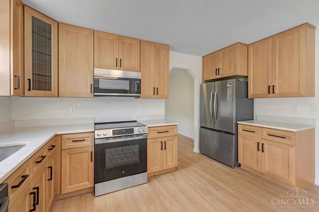 6063 Glennsbury Court, West Chester, OH 45069
