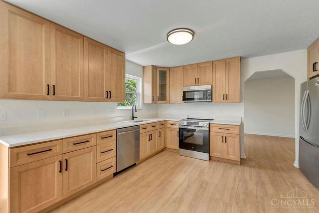 6063 Glennsbury Court, West Chester, OH 45069