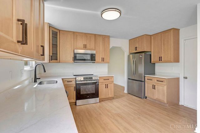 6063 Glennsbury Court, West Chester, OH 45069