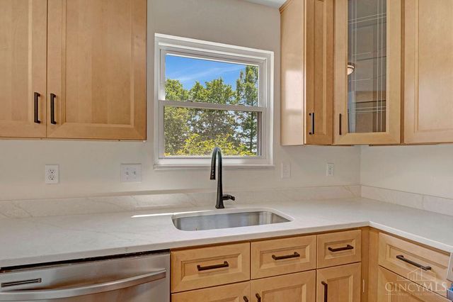 6063 Glennsbury Court, West Chester, OH 45069