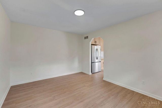 6063 Glennsbury Court, West Chester, OH 45069