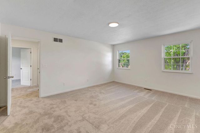 6063 Glennsbury Court, West Chester, OH 45069
