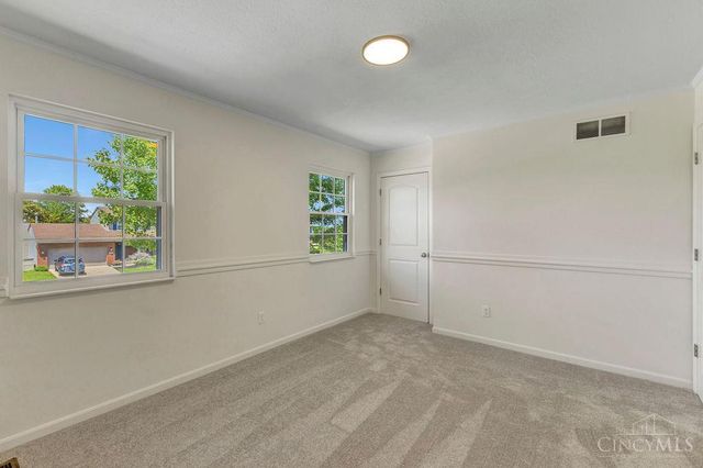 6063 Glennsbury Court, West Chester, OH 45069