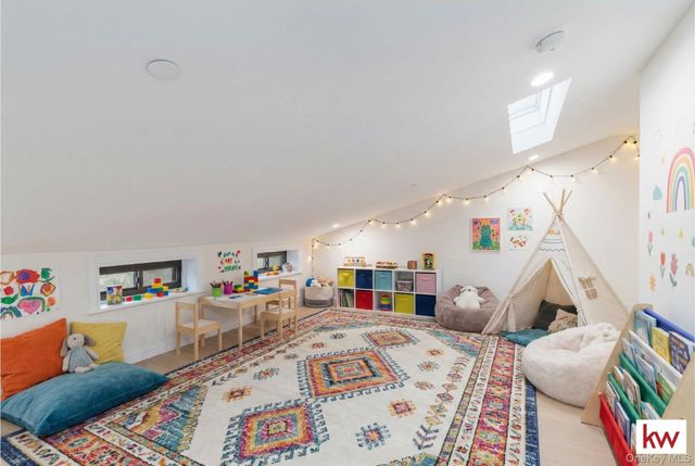 725 Quincy Street, Brooklyn, NY 11221