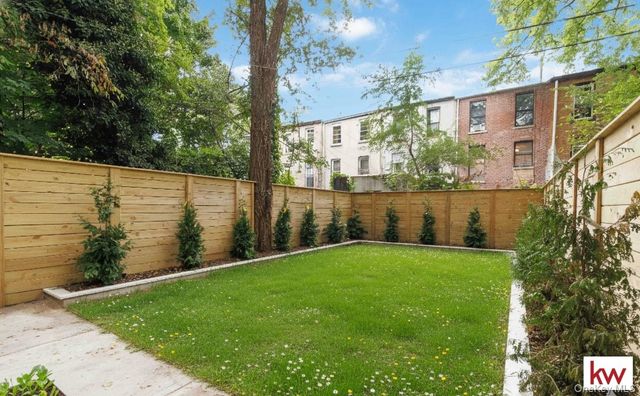 725 Quincy Street, Brooklyn, NY 11221