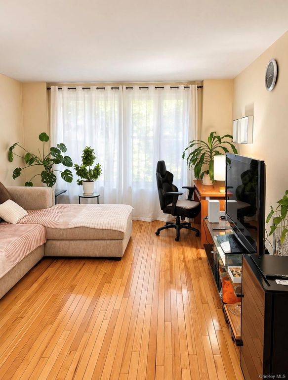 14215 FRANKLIN 2D, Flushing, NY 11355 — photo 2