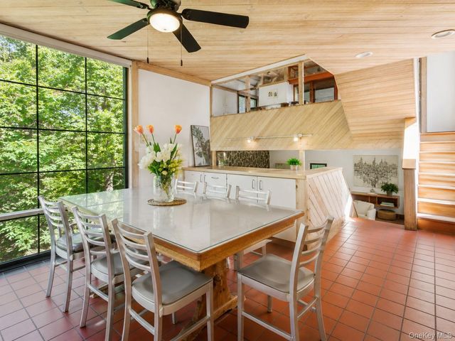 8 Cliff Court, Carmel, NY 10512