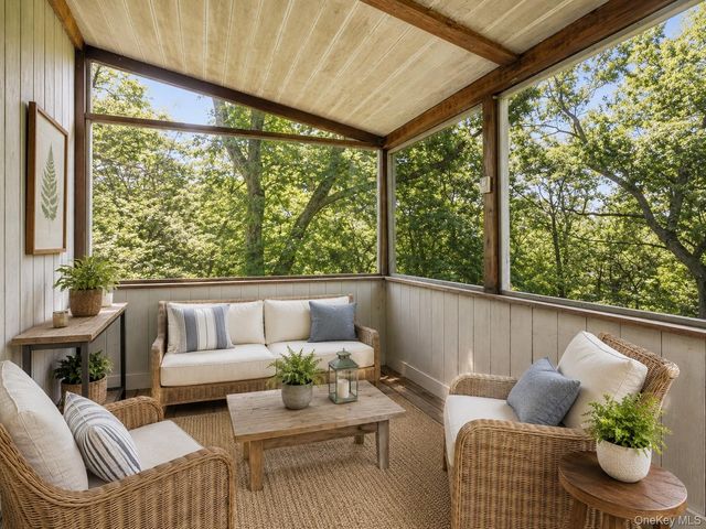 8 Cliff Court, Carmel, NY 10512