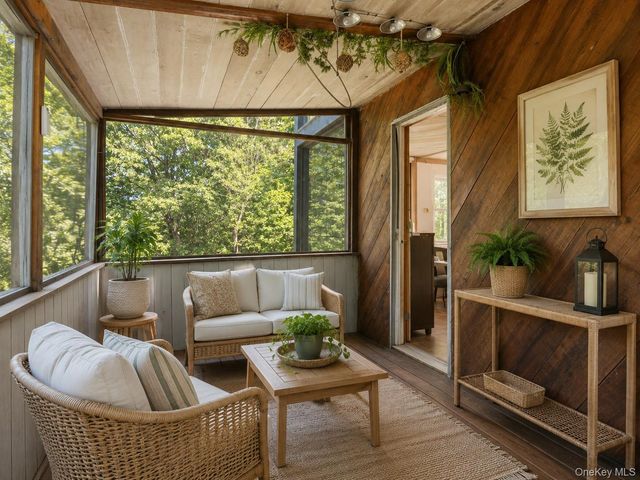 8 Cliff Court, Carmel, NY 10512