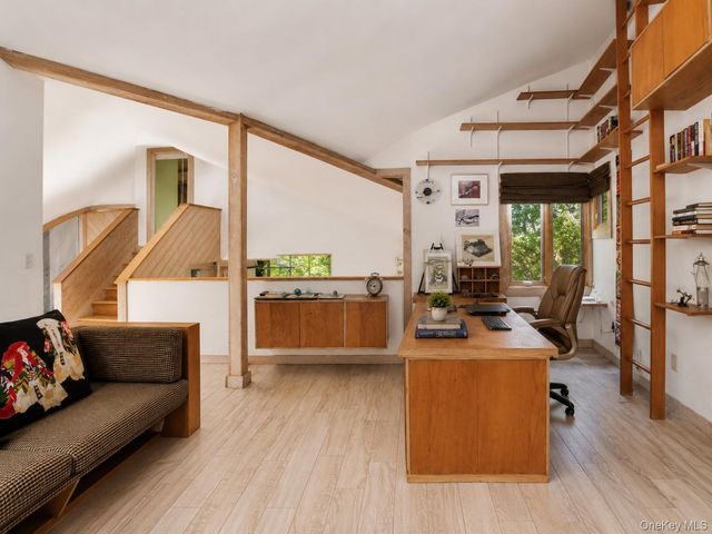 8 Cliff Court, Carmel, NY 10512