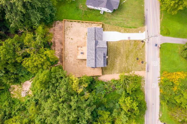 927 Currey Rd, Nashville, TN 37217