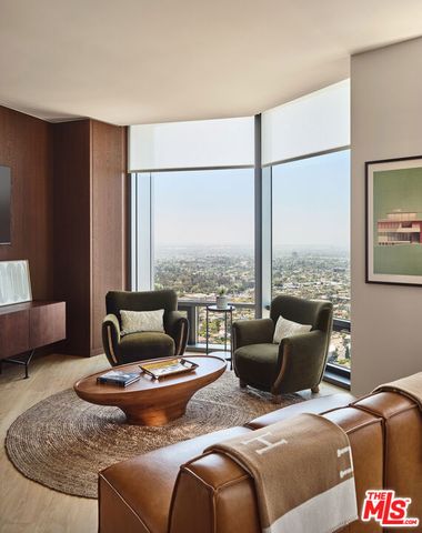 211 W Elm Court 8D, Los Angeles, CA 90067