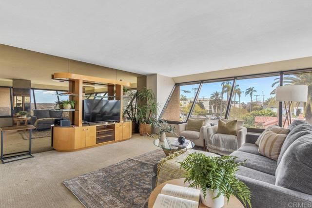 230 W Laurel Street 506, San Diego, CA 92101