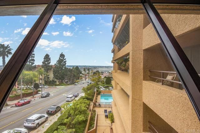 230 W Laurel Street 506, San Diego, CA 92101