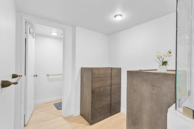 230 W Laurel Street 506, San Diego, CA 92101