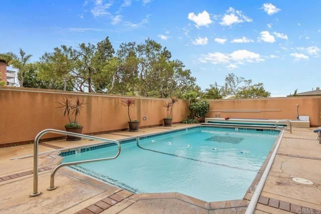 230 W Laurel Street 506, San Diego, CA 92101