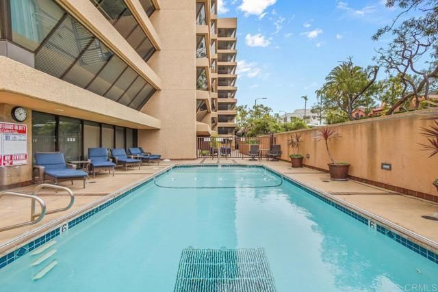 230 W Laurel Street 506, San Diego, CA 92101