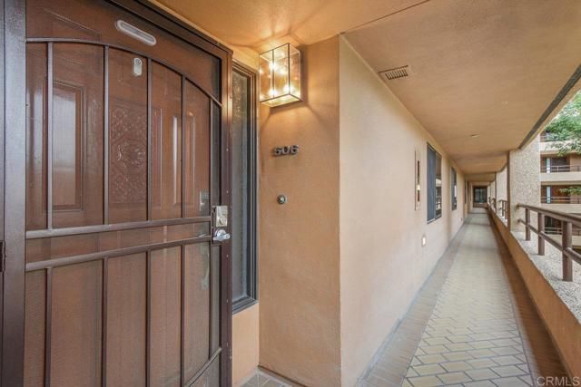 230 W Laurel Street 506, San Diego, CA 92101