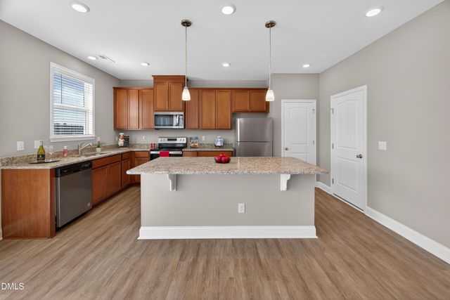 18 Harlow Court, Fuquay Varina, NC 27526