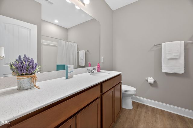 18 Harlow Court, Fuquay Varina, NC 27526