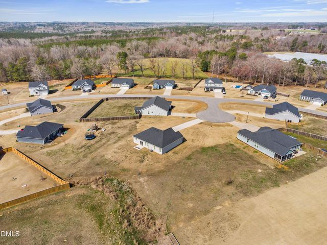 18 Harlow Court, Fuquay Varina, NC 27526