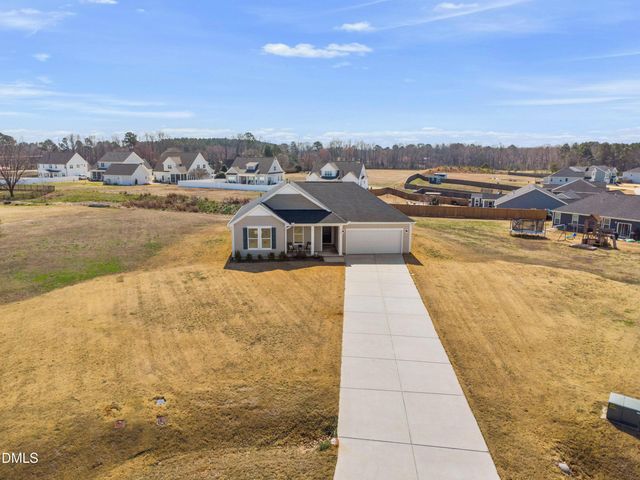 18 Harlow Court, Fuquay Varina, NC 27526