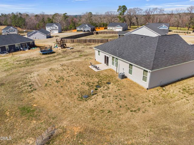 18 Harlow Court, Fuquay Varina, NC 27526