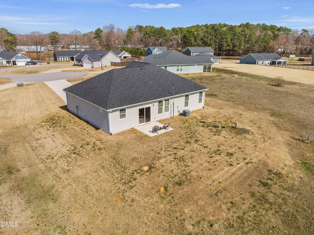 18 Harlow Court, Fuquay Varina, NC 27526