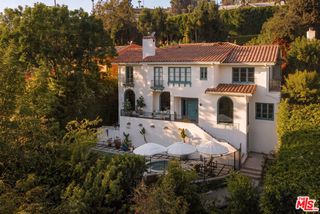2126 E Live Oak Drive, Los Angeles, CA 90068