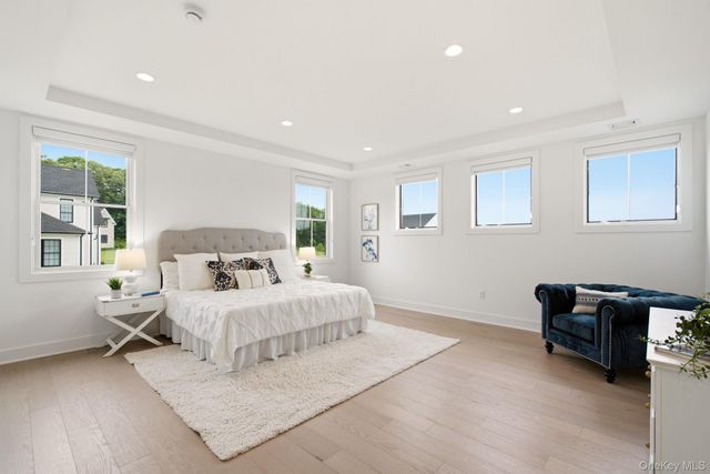 1 Levitow Court, Dix Hills, NY 11746