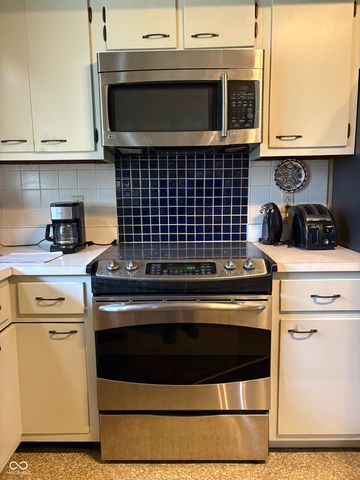 2140 W Stop 11 Road, Indianapolis, IN 46217