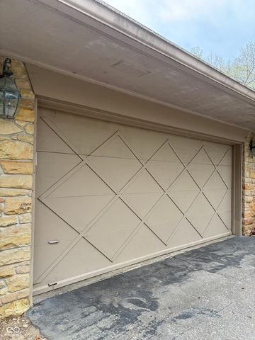 2140 W Stop 11 Road, Indianapolis, IN 46217